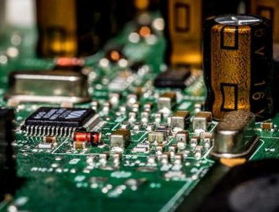 SMT貼片加工之前為何要將PCB放到烤箱進(jìn)行烘烤呢？